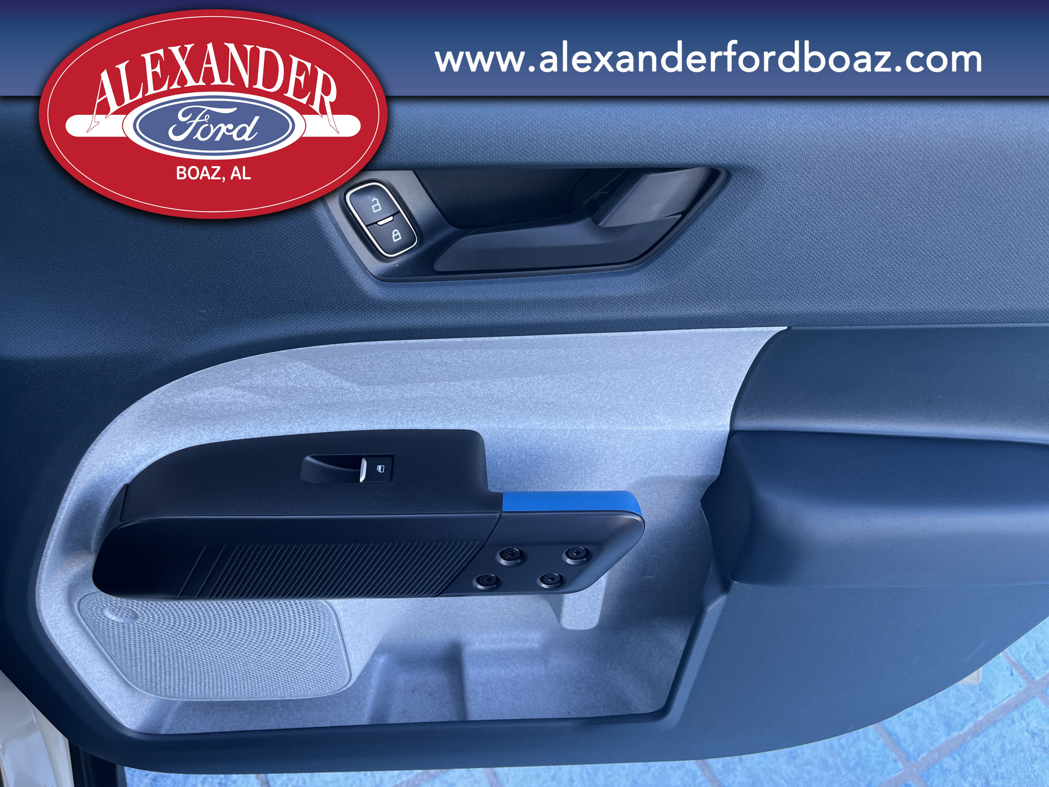 Used 2025 Ford Maverick XLT FWD image 17
