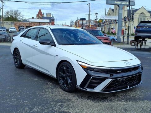 Certified 2025 Hyundai Elantra N Line FWD image 5