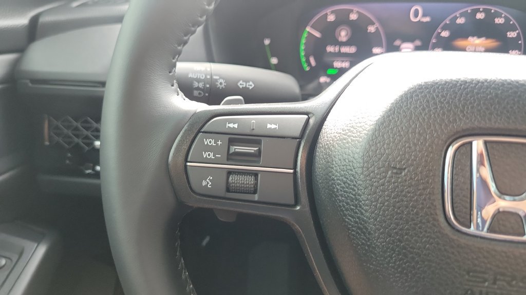 Used 2025 Honda Accord EX-L image 24