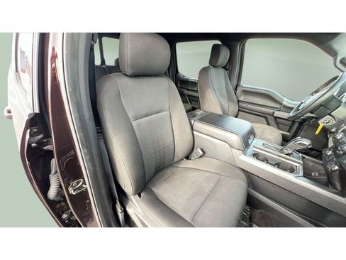 Used 2019 Ford F150 XLT w/ Equipment Group 302A Luxury image 32