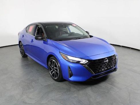 Certified 2024 Nissan Sentra SR image 4