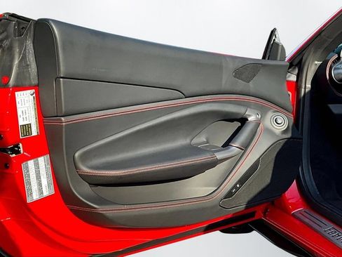 Used 2022 Ferrari F8 Tributo RWD image 18