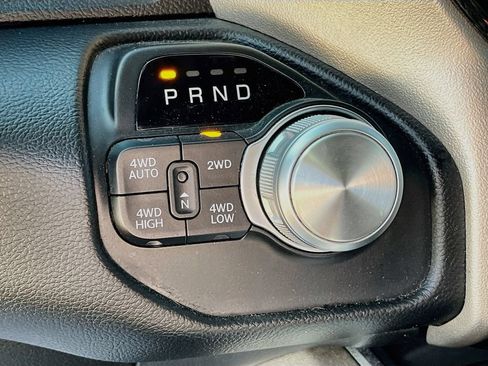 Used 2019 RAM 1500 Laramie AWD/4WD image 26