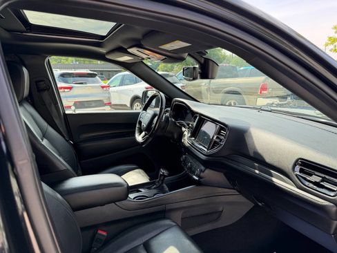 Used 2022 Dodge Durango GT w/ Blacktop Package AWD/4WD image 10