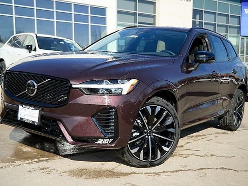 New 2026 Volvo XC60 B5 Ultra w/ Climate Package image 2