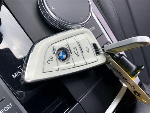 Used 2023 BMW X3 sDrive30i w/ Convenience Package RWD image 15