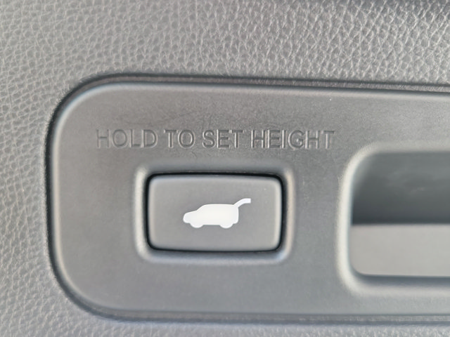 Used 2024 Acura MDX w/ Technology Package FWD image 6
