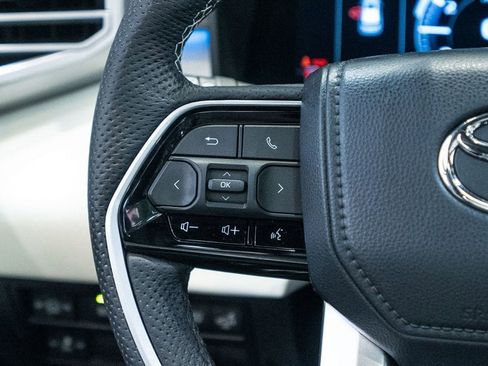 Certified 2023 Toyota Sequoia Capstone image 18