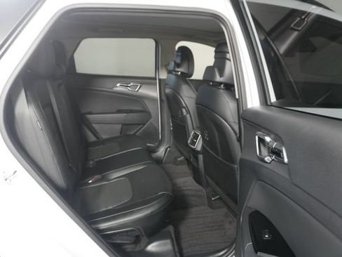 Used 2025 Kia Sportage SX AWD/4WD image 27