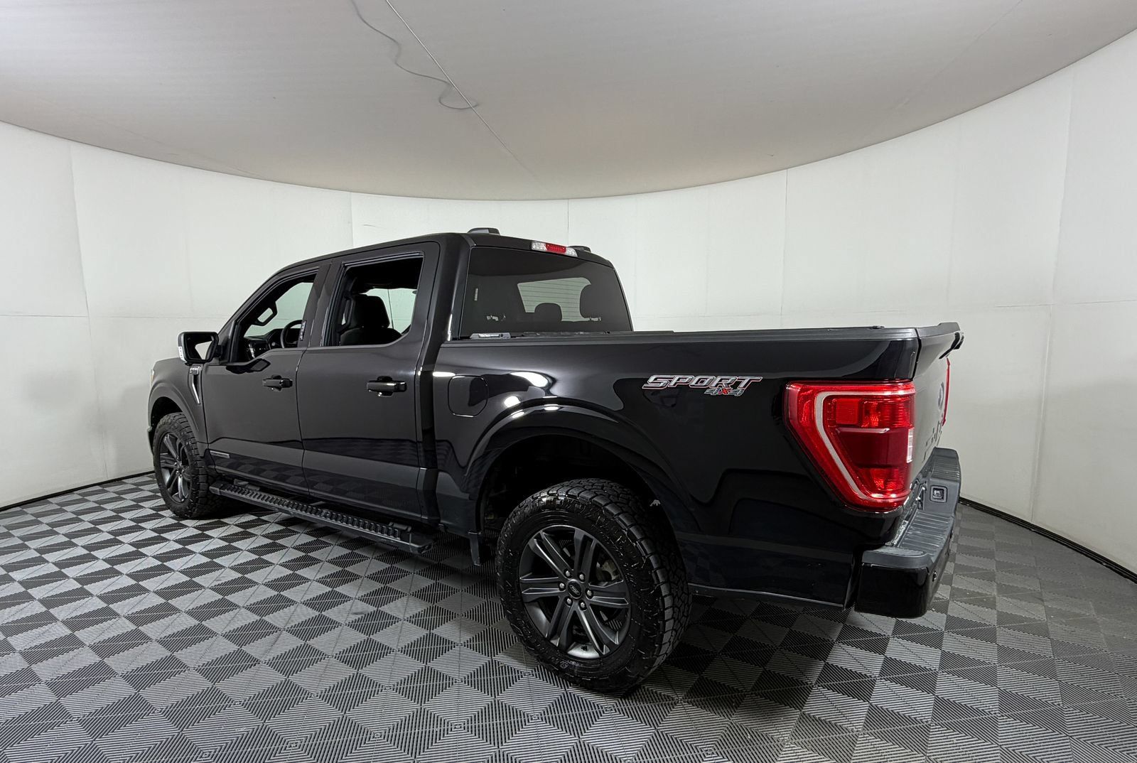 Used 2023 Ford F150 XLT w/ Equipment Group 302A High AWD/4WD image 3
