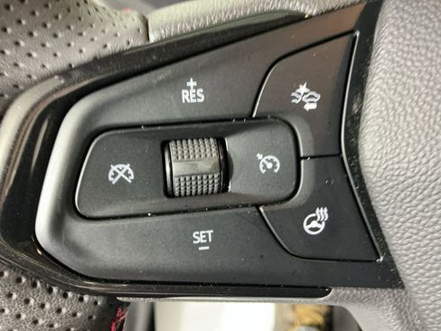 Used 2023 Chevrolet TrailBlazer RS w/ Convenience Package image 25