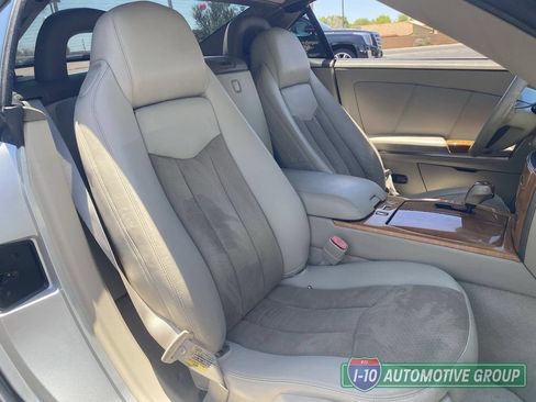 Used 2005 Cadillac XLR RWD image 11