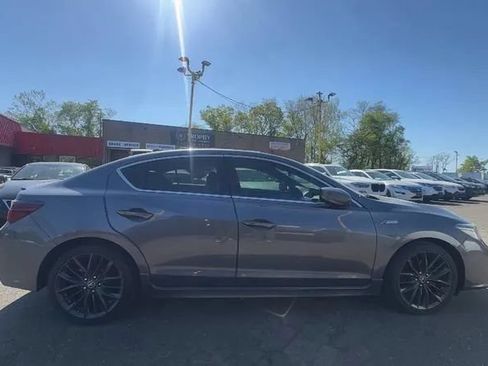 Used 2022 Acura ILX FWD image 4
