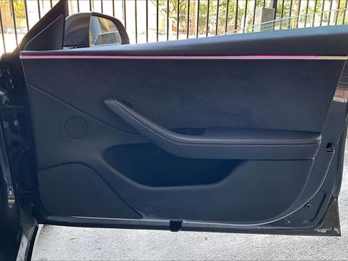 Used 2025 Tesla Model 3 Performance image 22