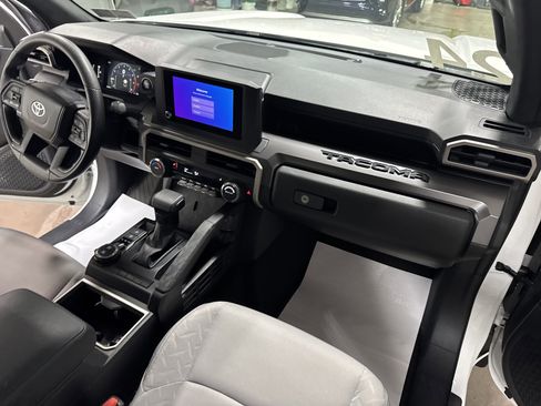 Used 2024 Toyota Tacoma SR5 image 41