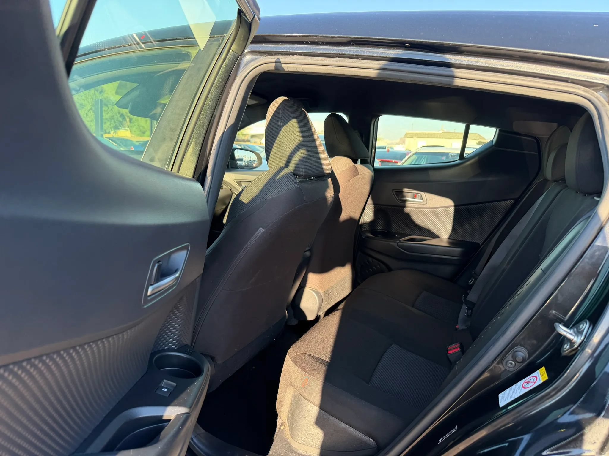 Used 2019 Toyota C-HR LE FWD image 20