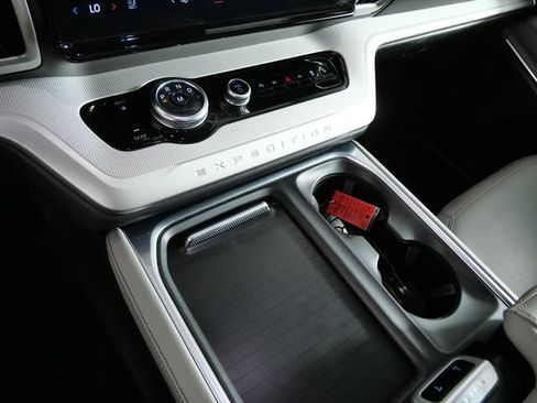 Certified 2025 Ford Expedition Max Active AWD/4WD image 20