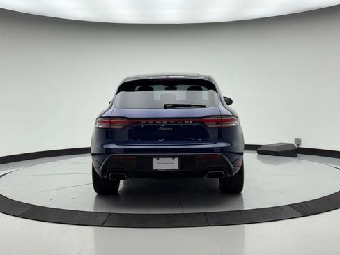 Used 2025 Porsche Macan image 9