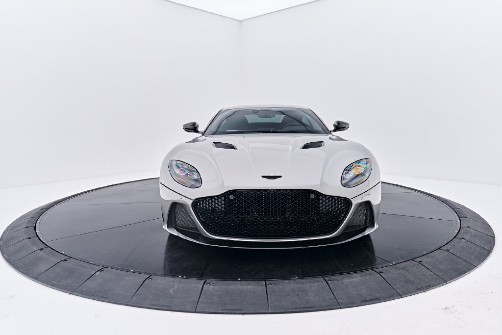 Used 2023 Aston Martin DBS Coupe RWD image 16