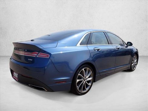 Used 2019 Lincoln MKZ Reserve w/ Reserve Plus Package FWD image 4
