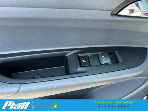 Used 2017 Chevrolet Bolt Premier w/ Driver Confidence II Package FWD image 24