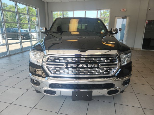 Used 2023 RAM 1500 Big Horn AWD/4WD image 3