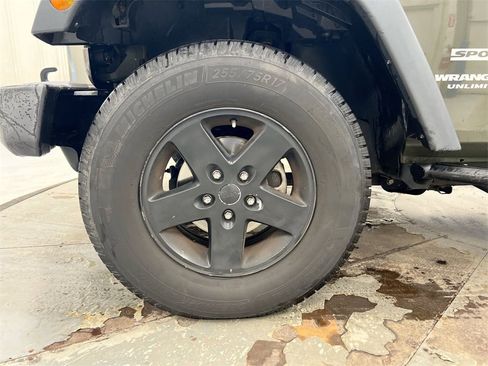 Used 2015 Jeep Wrangler Unlimited Sport w/ Quick Order Package 24S image 24