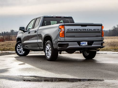 Used 2021 Chevrolet Silverado 1500 Custom w/ LPO, Dark Essentials Package image 14