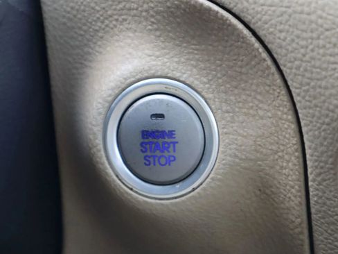 Used 2012 Hyundai Genesis 3.8 w/ Premium Pkg image 28