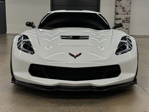 Used 2017 Chevrolet Corvette Grand Sport w/ Carbon Flash Badge Package RWD image 2