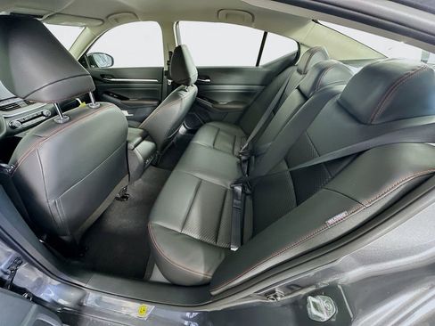 New 2025 Nissan Altima 2.5 SR image 29