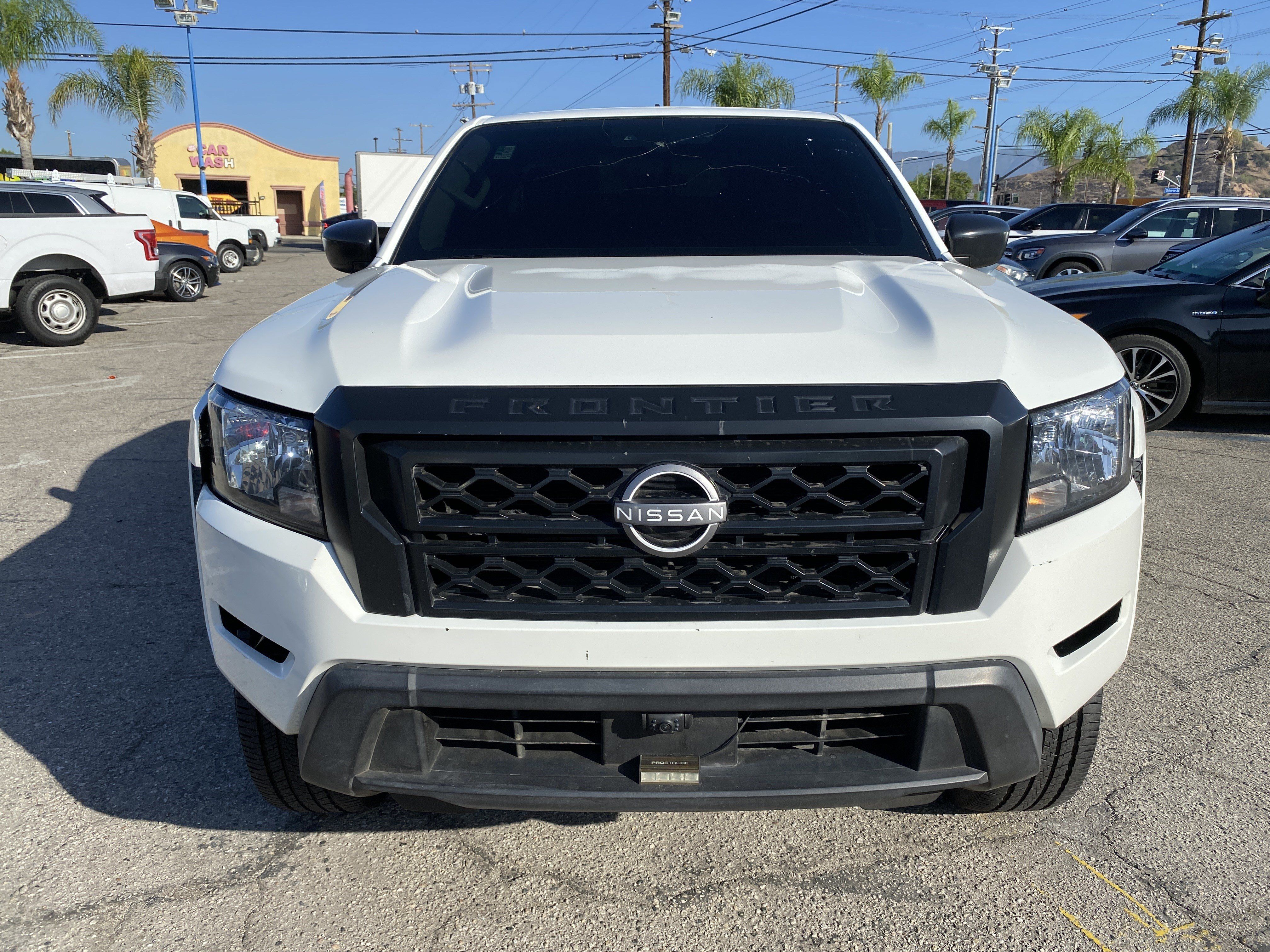 Used 2024 Nissan Frontier S RWD image 3