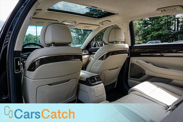 Used 2019 Genesis G90 3.3T Premium AWD/4WD image 39