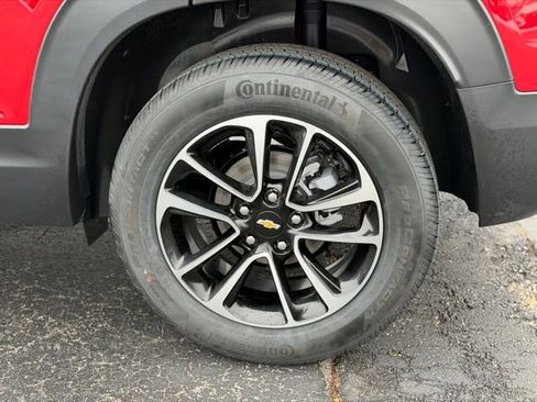 New 2026 Chevrolet TrailBlazer LT w/ Convenience Package FWD image 10
