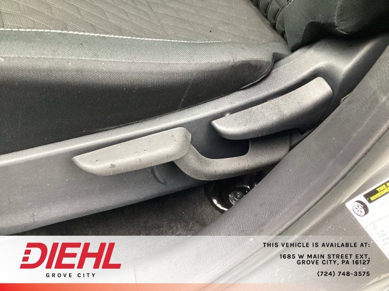 Used 2021 Nissan Kicks S FWD image 18