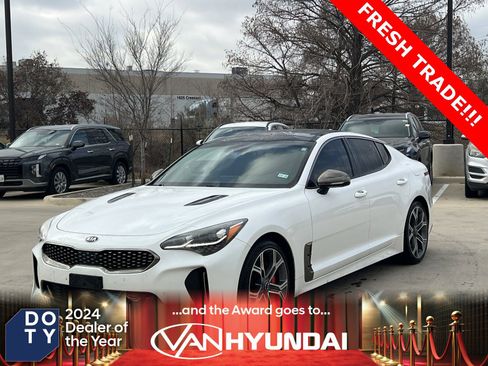 Used 2019 Kia Stinger GT2 image 5