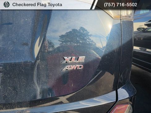 Used 2018 Toyota RAV4 XLE image 8