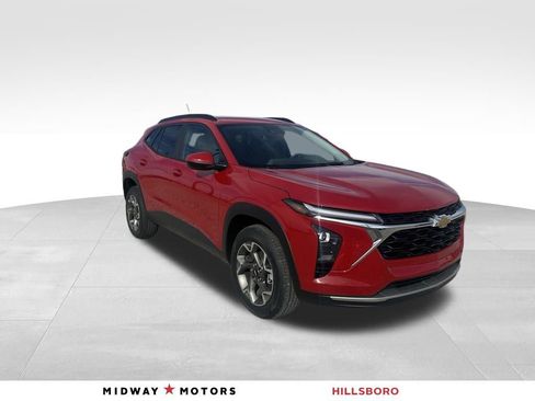 New 2026 Chevrolet Trax LT image 1