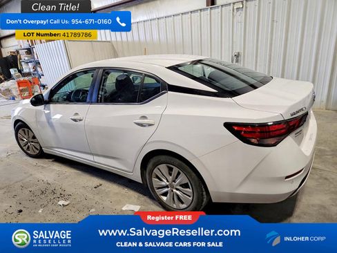 Used 2023 Nissan Sentra S image 3