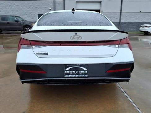 New 2026 Hyundai Elantra SEL Sport Premium FWD image 3