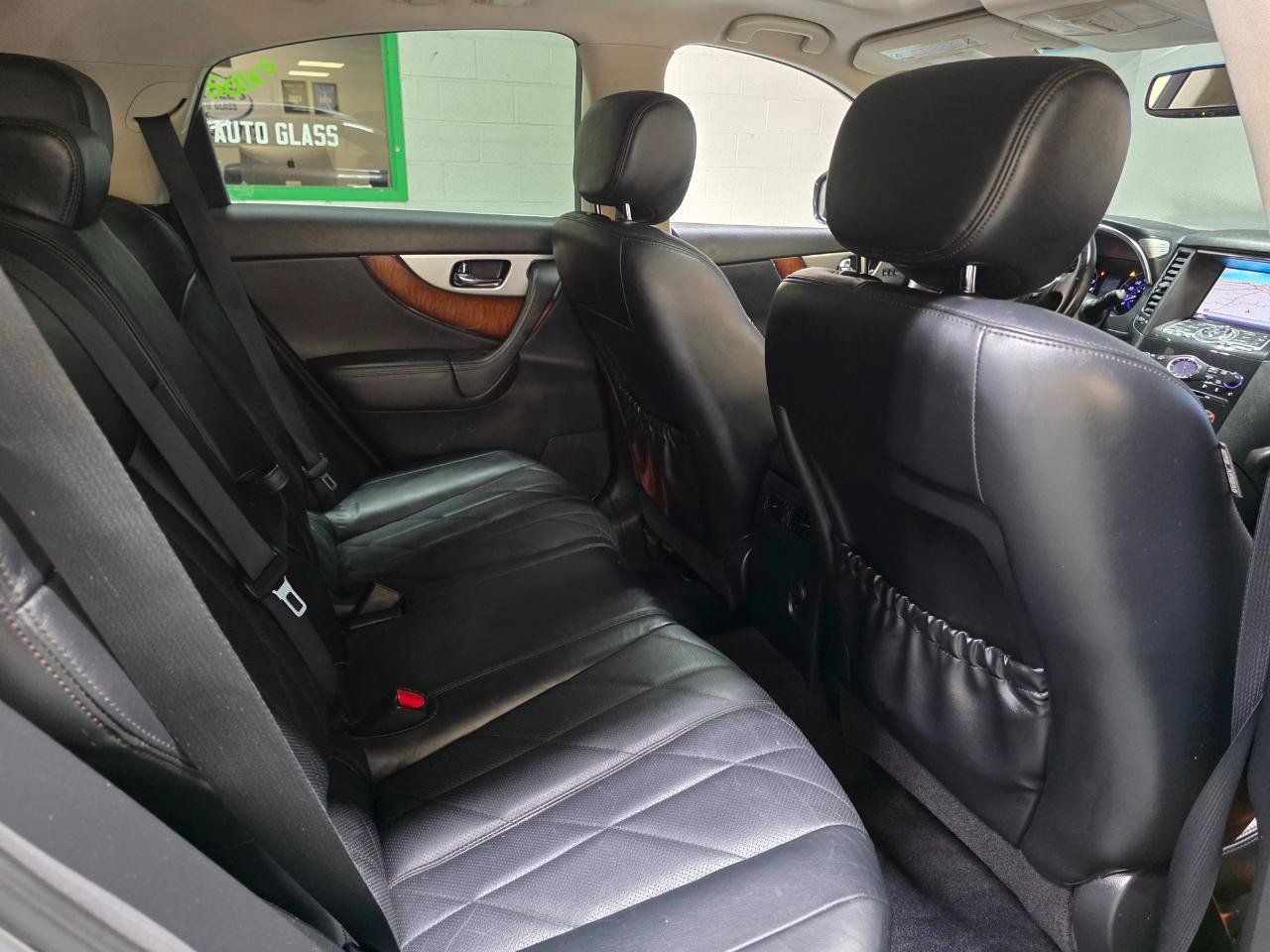 Used 2013 INFINITI FX37 AWD w/ Premium Pkg image 23