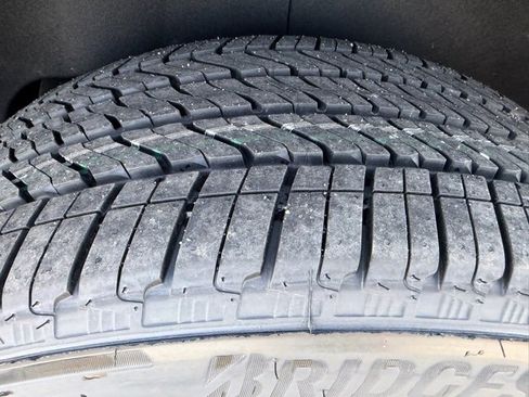 New 2026 Chevrolet Tahoe LS image 40