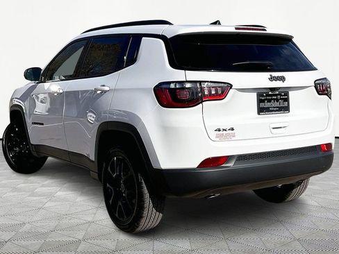New 2026 Jeep Compass Latitude image 3