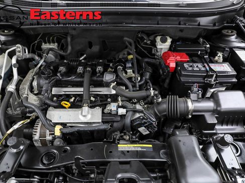 Used 2020 Nissan Kicks SR image 11