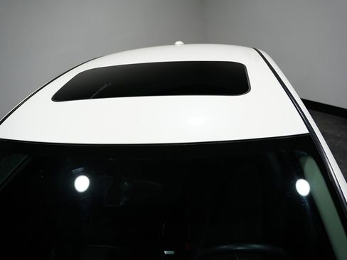 Used 2019 Nissan Altima 2.5 SR w/ SR Premium Package image 5