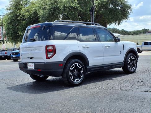 Certified 2024 Ford Bronco Sport Outer Banks w/ Tech Package AWD/4WD image 6