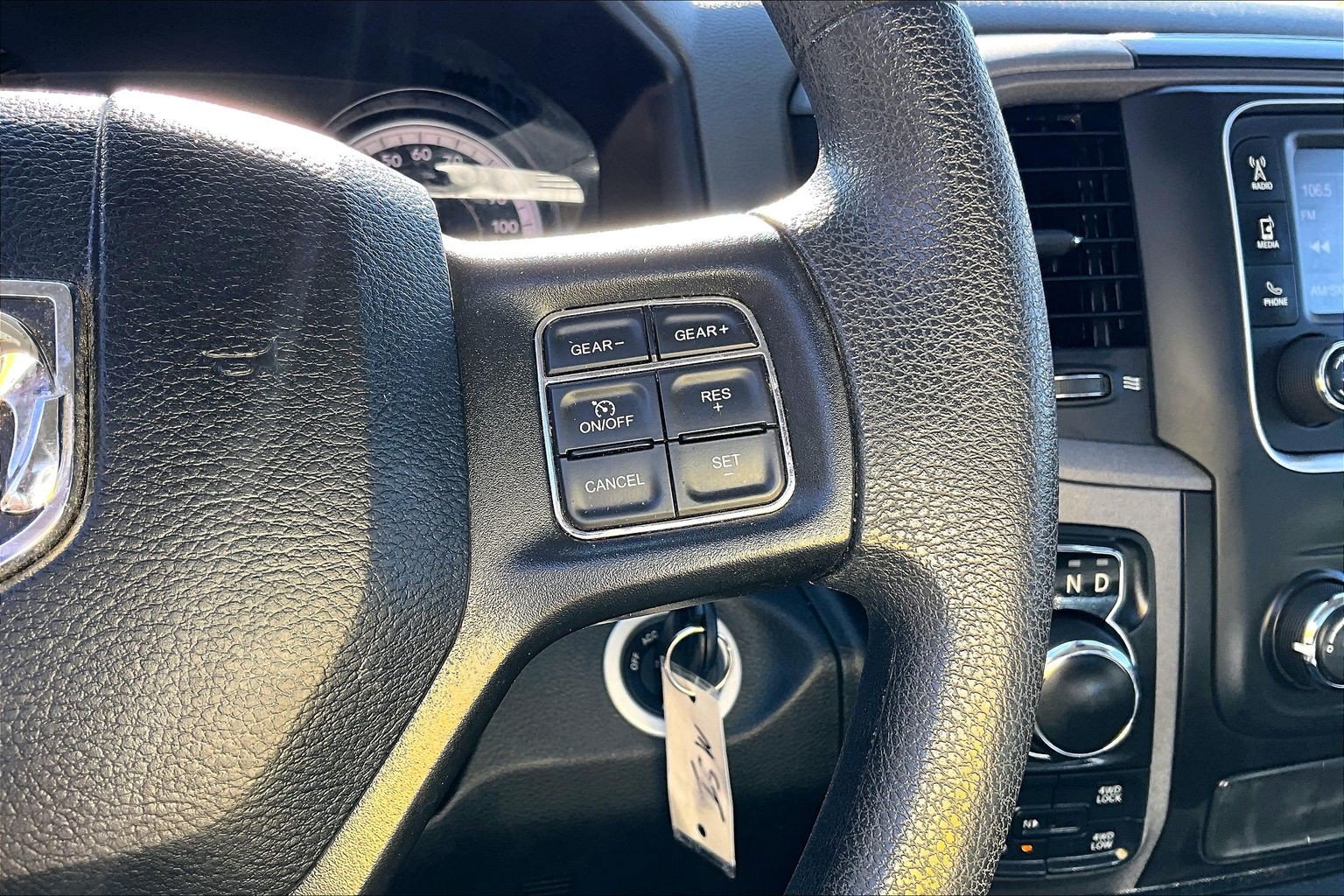 Used 2018 RAM 1500 Express AWD/4WD image 22