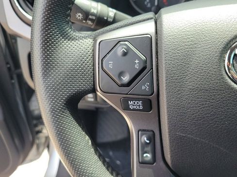 Used 2022 Toyota Tacoma TRD Off-Road w/ TRD Premium Off Road Package RWD image 21