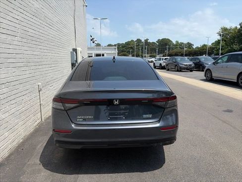 Used 2026 Honda Accord Touring image 3