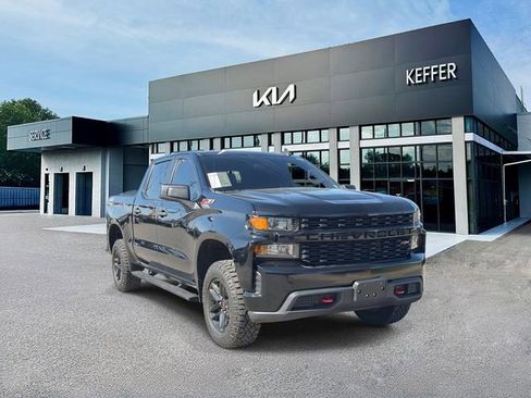 Used 2020 Chevrolet Silverado 1500 Custom Trail Boss w/ Custom Convenience Package image 2